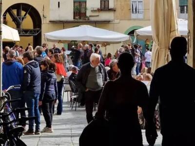 Stop ai &quot;buttadentro&quot; in centro storico, Difendere Lucca esalta il provvedimento