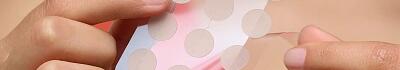 Pimple patches: cosa sono, come si usano e come funzionano