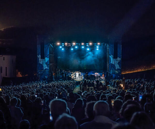 The Kolors, Stefano Bollani, Fiorella Mannoia e tanti altri: parate di stelle a Mont’Alfonso