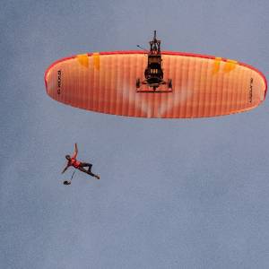 Base-Jumper-